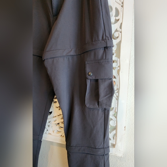 OUTDOOR VOICES REC TRECK ZIP-OFF BLACK WOMEN'S PANTS RETAIL $138 SIZE MEDIUM - Picture 12 of 16